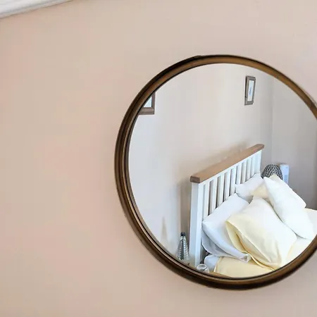 The Bell Inn Thorpe-le-Soken Room photo
