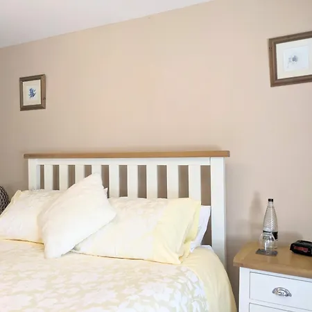 The Bell Inn Thorpe-le-Soken Room photo